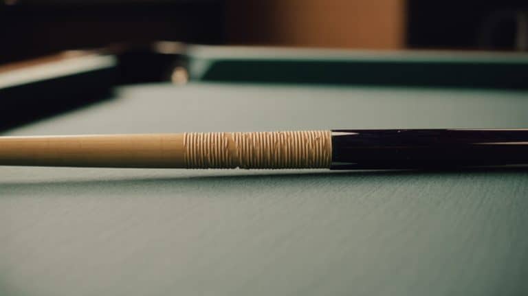 Tranche de la prise d’une queue de billard et son fil tressé